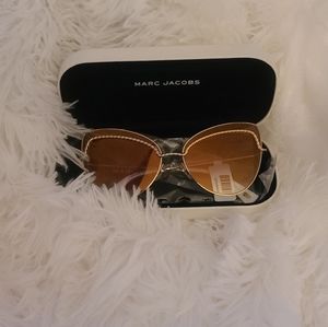 BNWT MARC JACOBS CATEYE SUNGLASSES